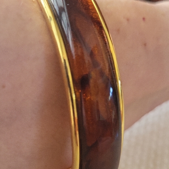 Joan Rivers Goldtone and Brown Clamper Bracelet - Picture 4 of 5